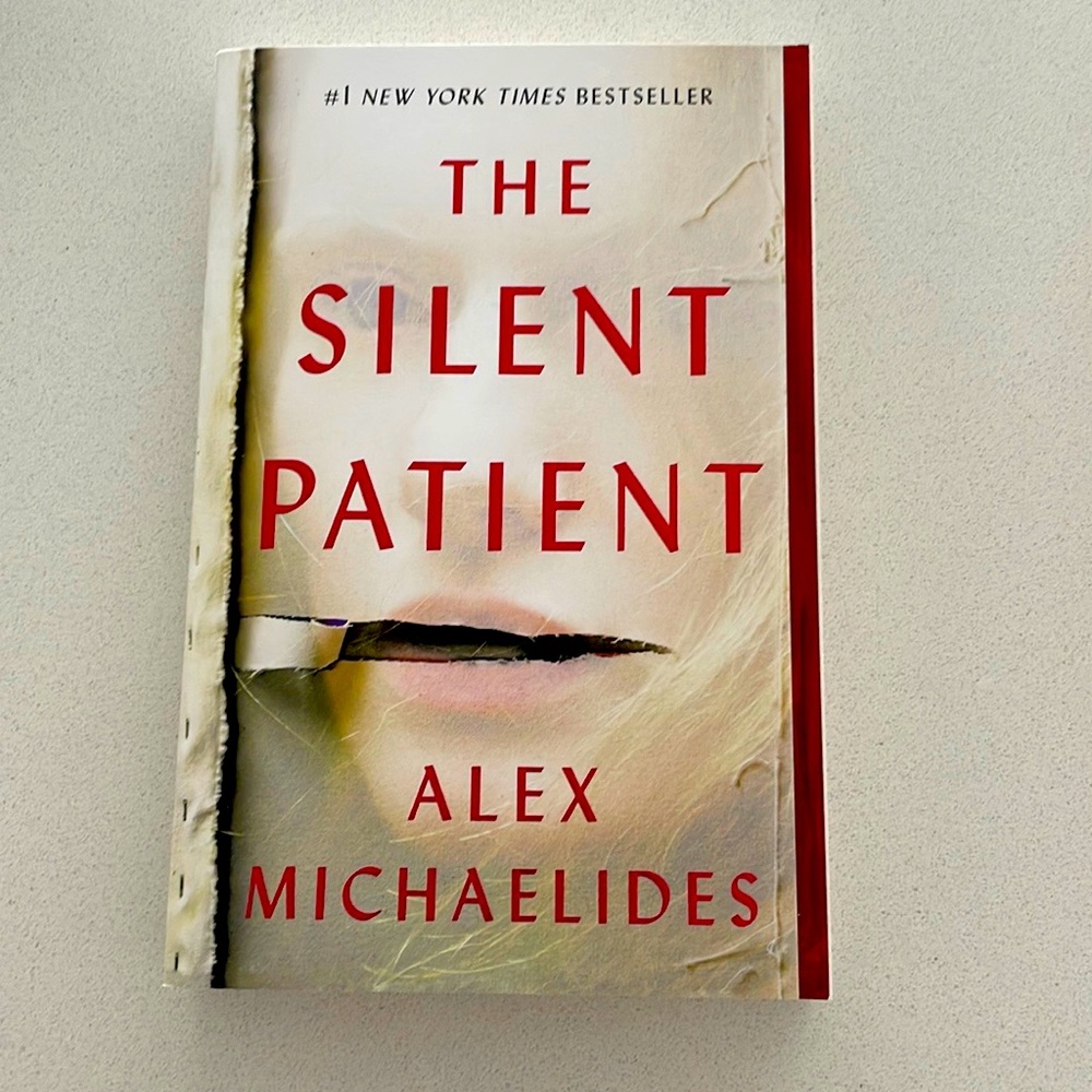The Silent Patient by Alex Michaelides